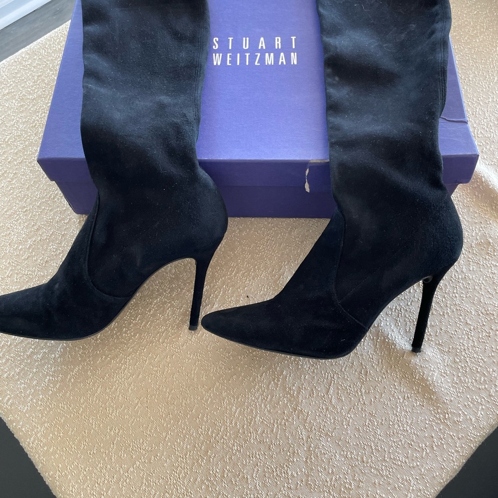Stuart Weitzman Tall Suede Boots With Original Box Barely Worn